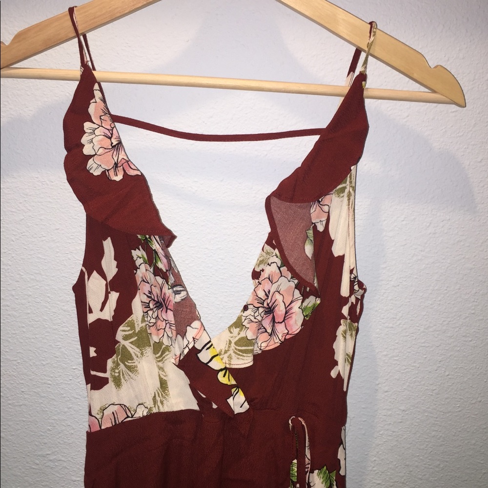 ‼️PRICE DROP👇‼️ASTR red floral maxi dress SIZE XS